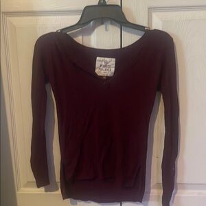 Women's Burgundy Top